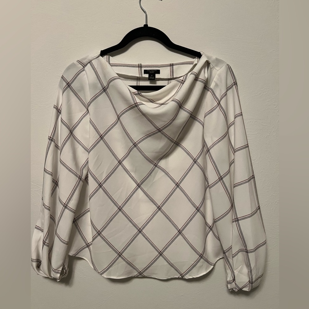 Anne Taylor White Blouse with Ted and black detail. Size SP